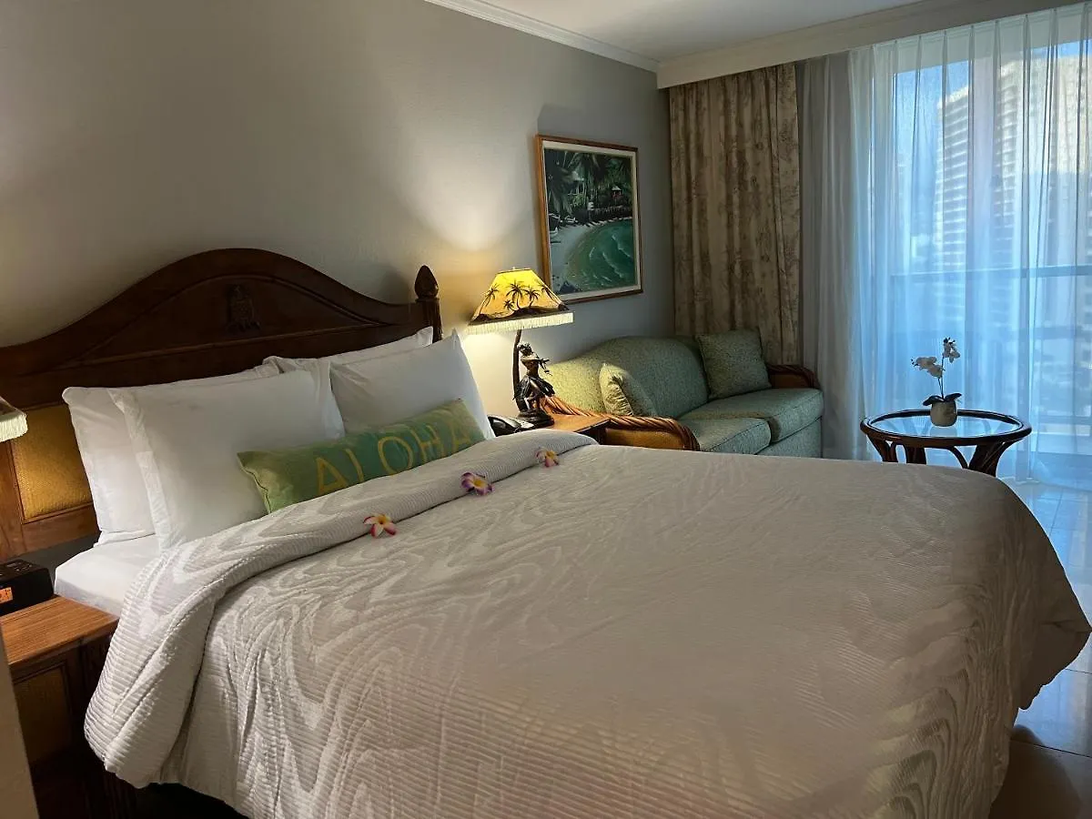 Resort Aloha Gem Studio: Waikiki Retreat with High-Speed Wi-Fi Honolulu United States